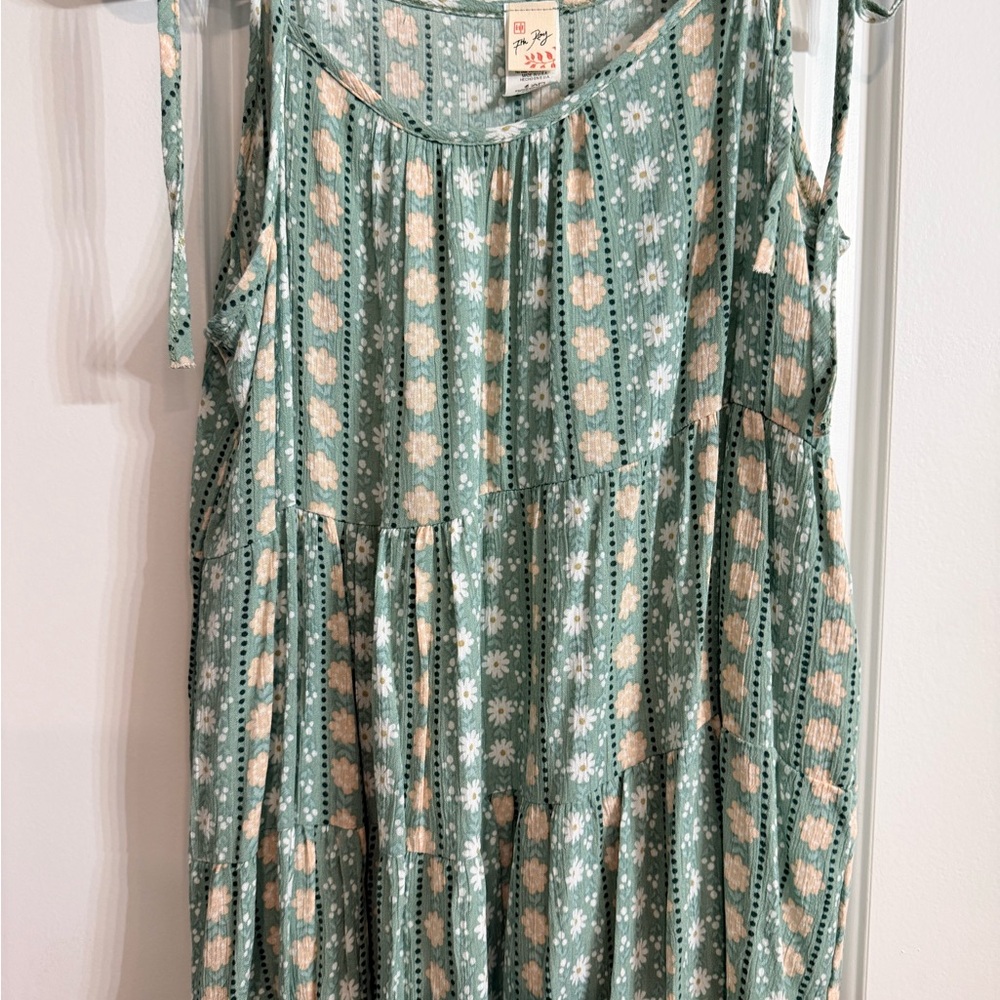 Fifth Ray Green Floral Tiered Tank Boho - Picture 7 of 8